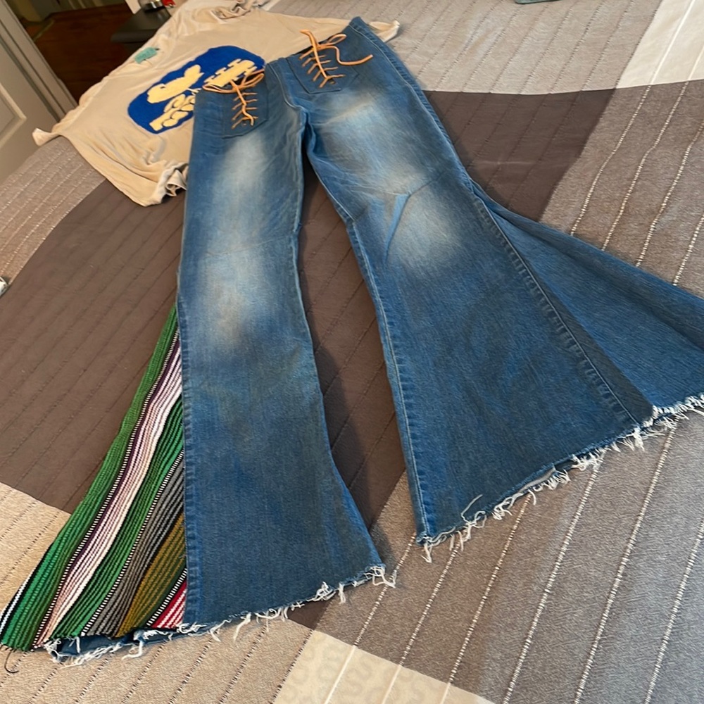 Judith March New Free People 27 M Denim Jeans Flare Hippie Bell Bottom Serape
